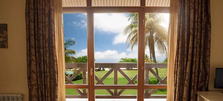 Residential Garden Window Enclosure Repair in Temple Terrace, FL