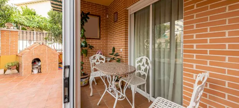 Adding Porch Enclosures To Your Home in Temple Terrace, FL